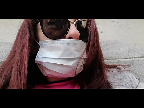 ❤️ Nicoletta krijt wraak op har buorman en plas yn syn garaazje (Special Covid19 Italian Quarantine) ❌ Porno fb by wy